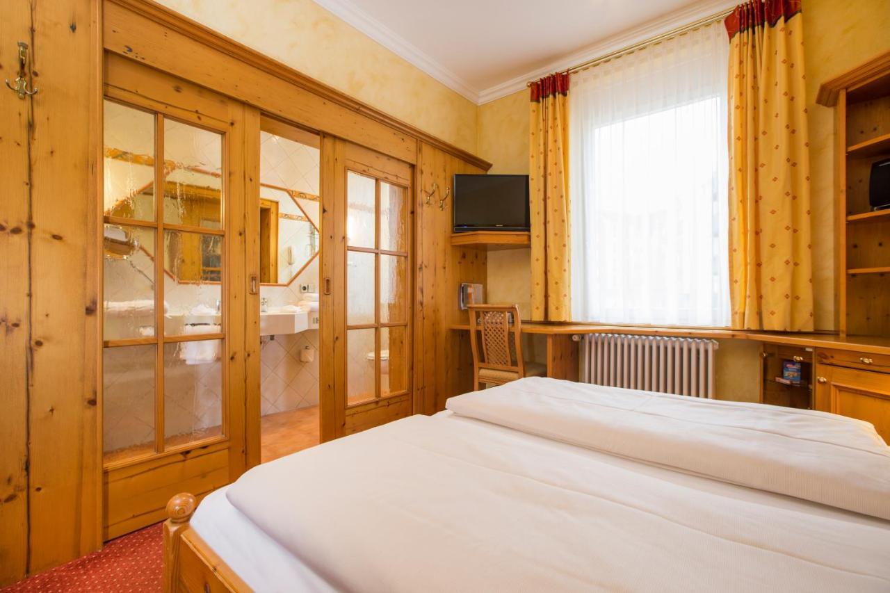 Hotel Petershof Kostnice Exteriér fotografie